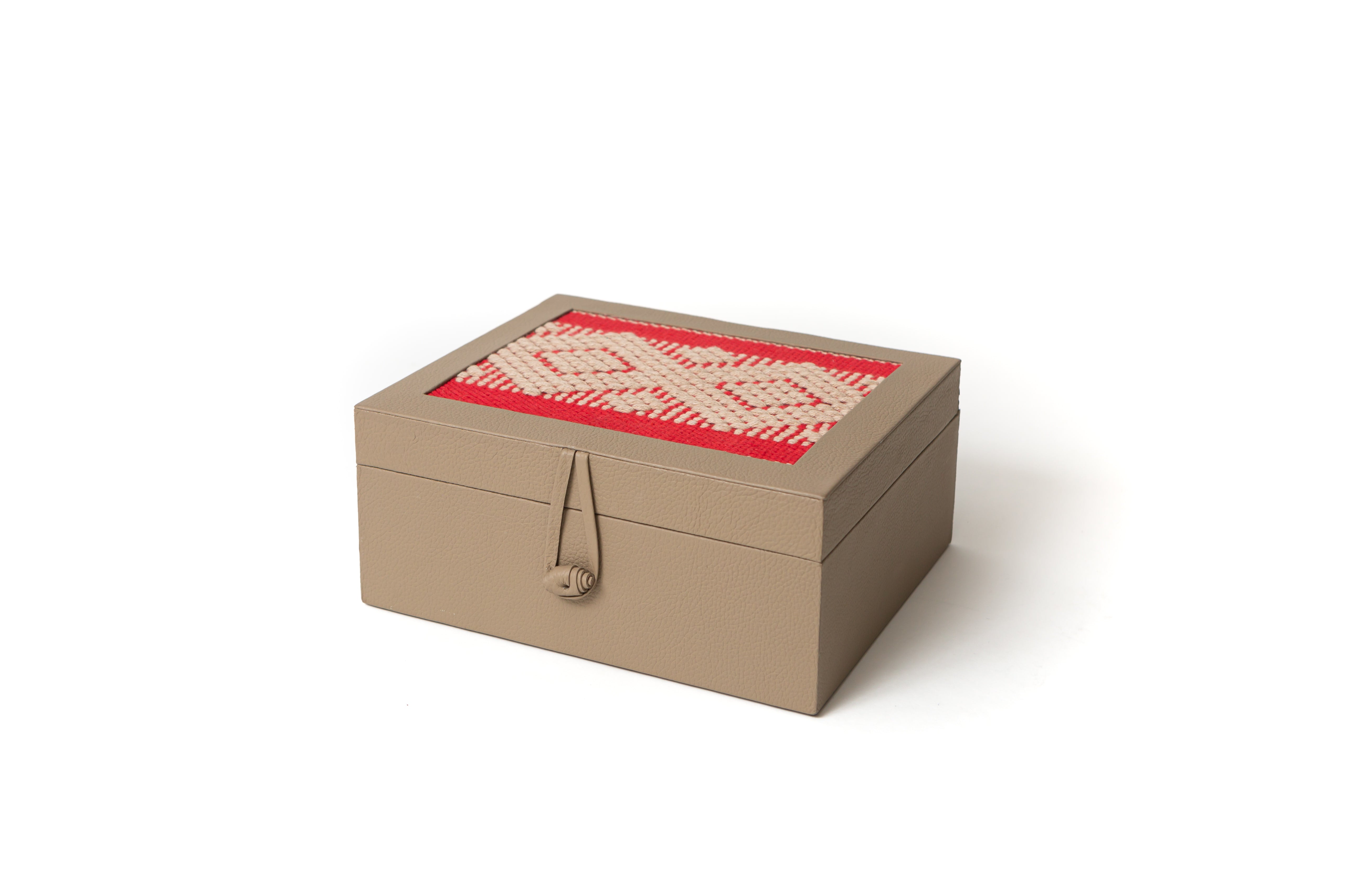 Caja Cubilete, Cartas y Domino con Telar